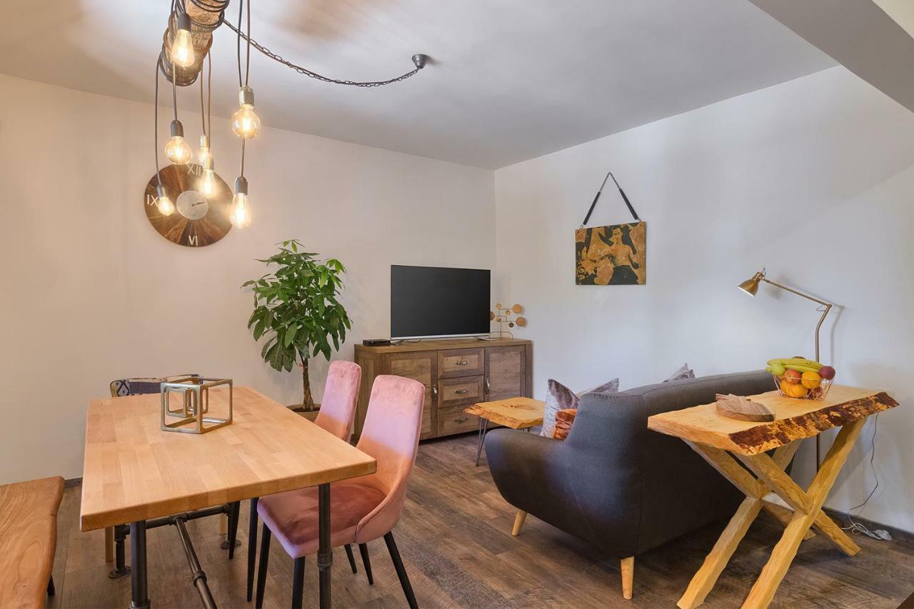 Olga Apartment *